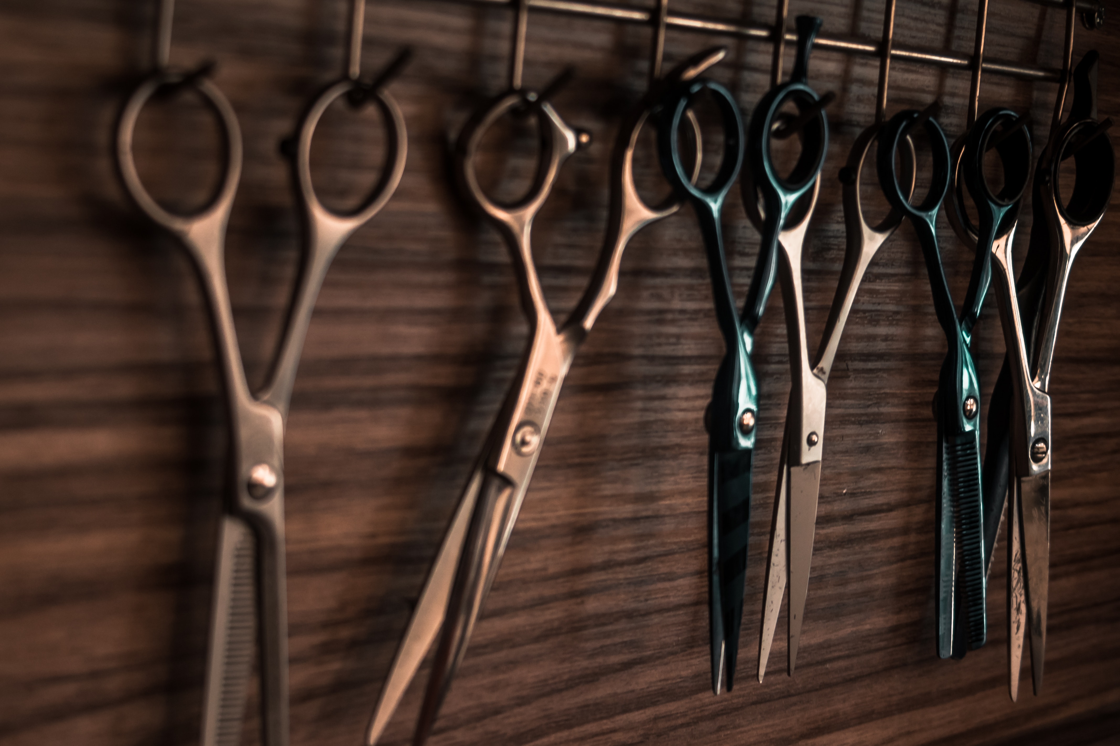 hanging scissors